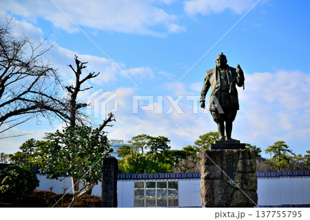 静岡県　駿府城公園 徳川家康公之像 137755795