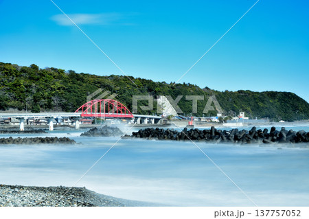 古座大橋 【和歌山県東牟婁郡串本町】 古座大橋 【和歌山県東牟婁郡串本町】 137757052