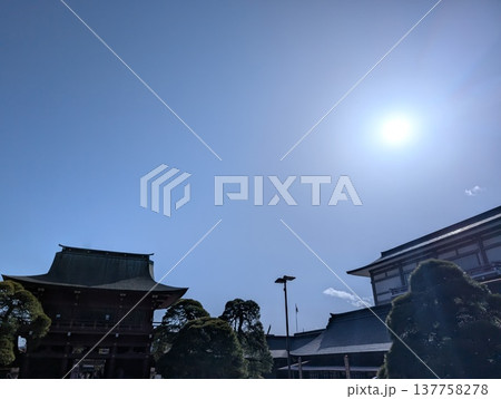 笠間稲荷神社と参道 137758278