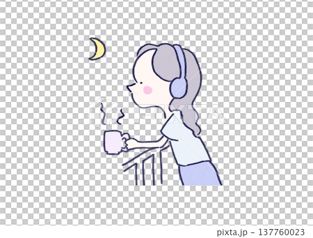 夜のベランダで音楽を聴きながら温かい飲み物でチルする女性 夜のベランダで音楽を聴きながら温かい飲み物でチルする女性 137760023