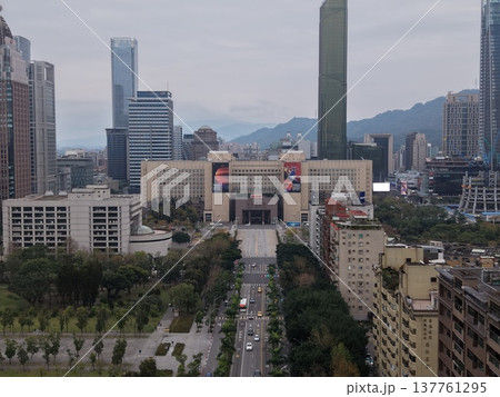 台北市政府 137761295