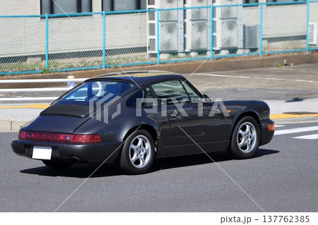 ドイツ製のスポーツカー　イメージ 137762385