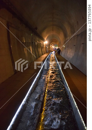 高森湧水トンネル公園 137765894