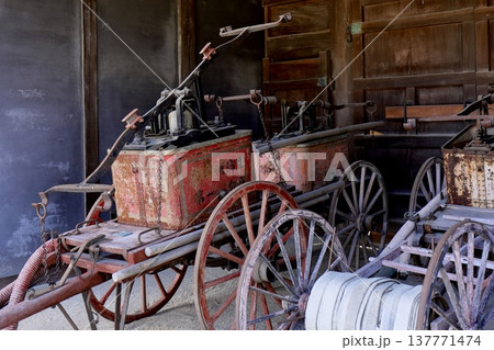 火消し車のある蔵　埼玉県旧中村家住宅 137771474