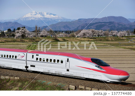 E6系 秋田新幹線「こまち」 JR田沢湖線 E6系 秋田新幹線「こまち」 JR田沢湖線 137774480
