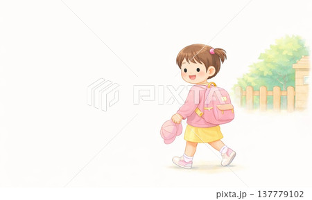 通園バッグを持って歩く女の子のかわいいイラスト 通園バッグを持って歩く女の子のかわいいイラスト 137779102
