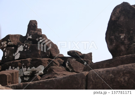 バコン バコン 137781171