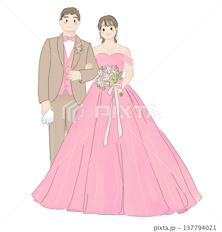 お色直し後の新郎新婦（カラードレス） 137794021