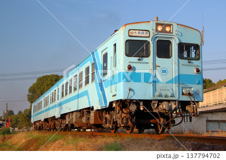 ［MR］水島臨海鉄道キハ37形（倉敷市⇔三菱自工前） 137794702