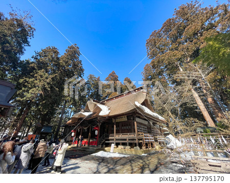 山形県南陽市・東北の伊勢　熊野大社・拝殿 137795170