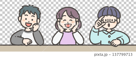肘をついて笑顔の男の子と女の子 137799713