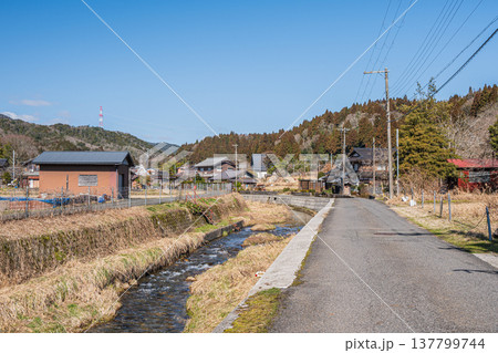奥琵琶湖　滋賀県最北の集落　滋賀県長浜市西浅井町沓掛 137799744