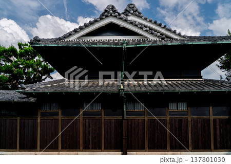 京都府木津川市山城町上狛東の茶問屋街を撮影 京都府木津川市山城町上狛東の茶問屋街を撮影 137801030