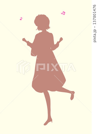 楽しそうな女性 春 シルエット 楽しそうな女性 春 シルエット 137801476