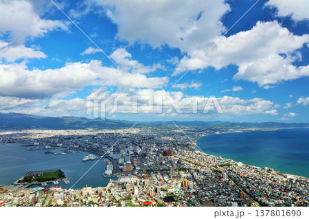 北海道 秋の青空 函館からの風景 北海道 秋の青空 函館からの風景 137801690