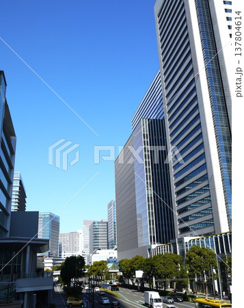 みなとみらいの都市風景 みなとみらいの都市風景 137804614