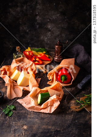 Plastic free reusable beeswax wrap 137818595