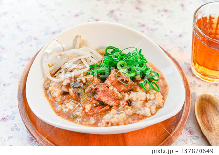 鯖味噌のオートミールご飯 鯖味噌のオートミールご飯 137820649