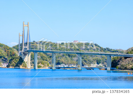 初春の呼子大橋　佐賀県唐津市 137834165