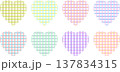 カラフルなチェックのハートアイコンセット　パステルカラー 137834315