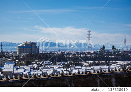 富山県新湊大橋の上から見た新港の風景 富山県新湊大橋の上から見た新港の風景 137838910
