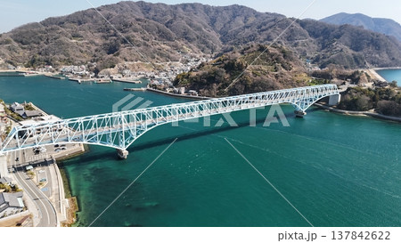 安芸灘とびしま海道【蒲刈大橋・であいの館】2026年3月撮影_ドローン空撮_HKKAMAB_No04 安芸灘とびしま海道【蒲刈大橋・であいの館】2026年3月撮影_ドローン空撮_HKKAMAB_No04 137842622