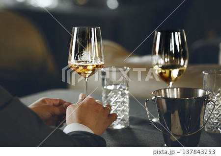 Sommelier school. Professional wine waiters are trained, close up. Winemaking courses, wine tasting. Sommelier school. Professional wine waiters are trained, close up. Winemaking courses, wine tasting. 137843253