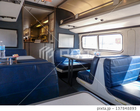 アムトラック鉄道の食堂車 アムトラック鉄道の食堂車 137848893