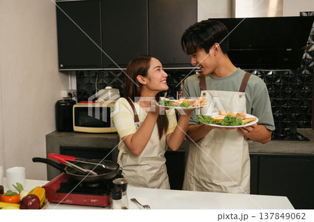 Asian couple at home Asian couple at home 137849062