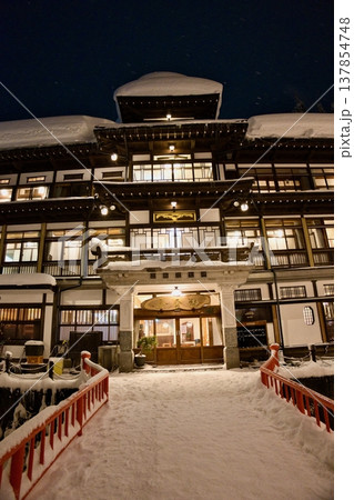 山形, 銀山温泉の夜の風景 山形, 銀山温泉の夜の風景 137854748