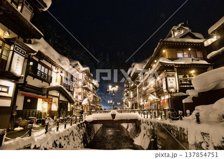 山形, 銀山温泉の夜の風景 山形, 銀山温泉の夜の風景 137854751