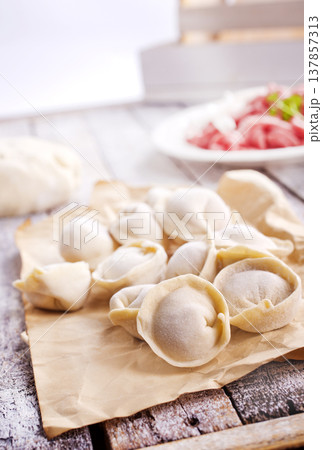 damplings with fresh meat and onion damplings with fresh meat and onion 137857313