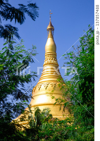 Asian Buddhist temple. Global Vipassana Pagoda in Mumbai, India Asian Buddhist temple. Global Vipassana Pagoda in Mumbai, India 137857488