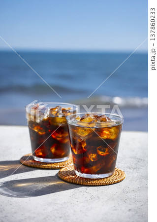 海辺のアイスコーヒー 137860233