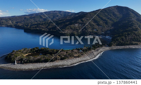 大瀬崎・岬と神池 - 静岡県沼津市,日本 137860441