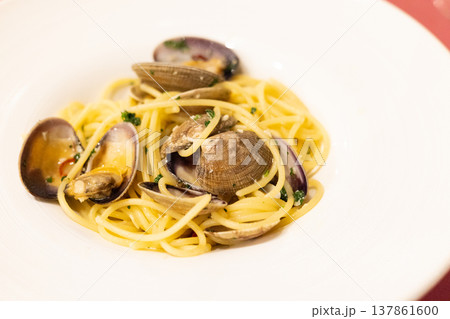 おいしいボンゴレパスタ 137861600