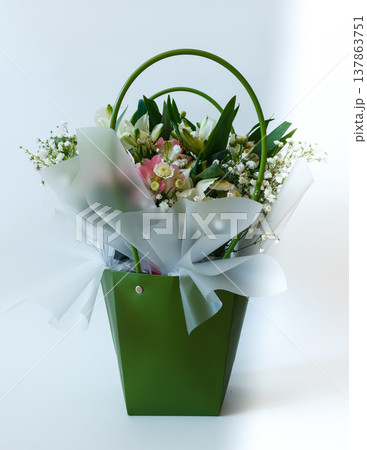 The beauty of a festive bouquet  137863751