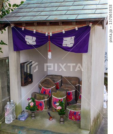 奈良市肘塚町の祠 2020年1月2日 奈良市肘塚町の祠 2020年1月2日 137863838