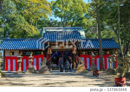 奈良市東九条町の八幡神社(元石清水八幡宮) 中門と拝殿 2020年1月2日 奈良市東九条町の八幡神社(元石清水八幡宮) 中門と拝殿 2020年1月2日 137863848