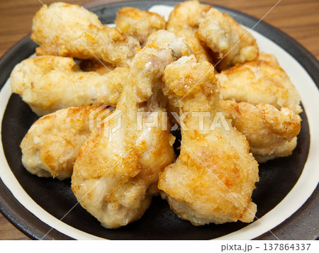 手羽元の唐揚げ 137864337