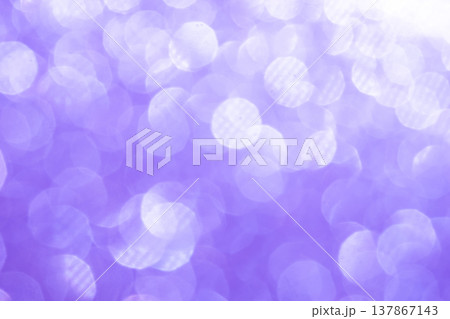 パープルカラーキラキラ背景素材 137867143