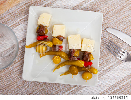 Traditional spanish pintxos Gilda 137869315