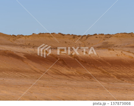 カザフスタン・ウスチュルト台地　キジルクップの岩山 / Kyzylkup, Kazakhstan 137873008
