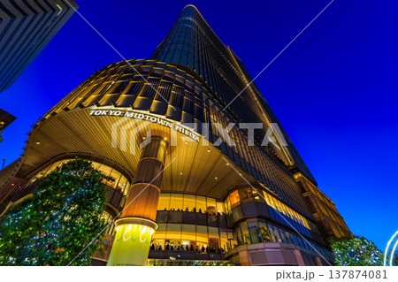 東京 千代田区 有楽町 東京ミッドタウン日比谷の夜景 東京 千代田区 有楽町 東京ミッドタウン日比谷の夜景 137874081