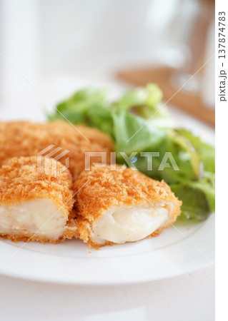 クリームコロッケ 137874783