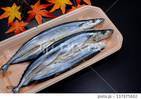 秋はサンマの開き(干物) 秋はサンマの開き(干物) 137875682