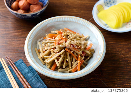 きんぴらごぼう 137875866