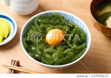 海ぶどう丼 137876217