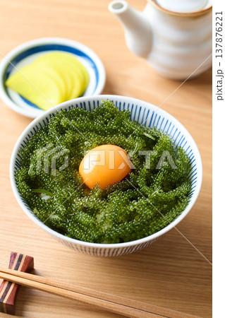 海ぶどう丼 海ぶどう丼 137876221