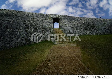 座喜味城跡 琉球王国の古城 座喜味城跡 琉球王国の古城 137877482